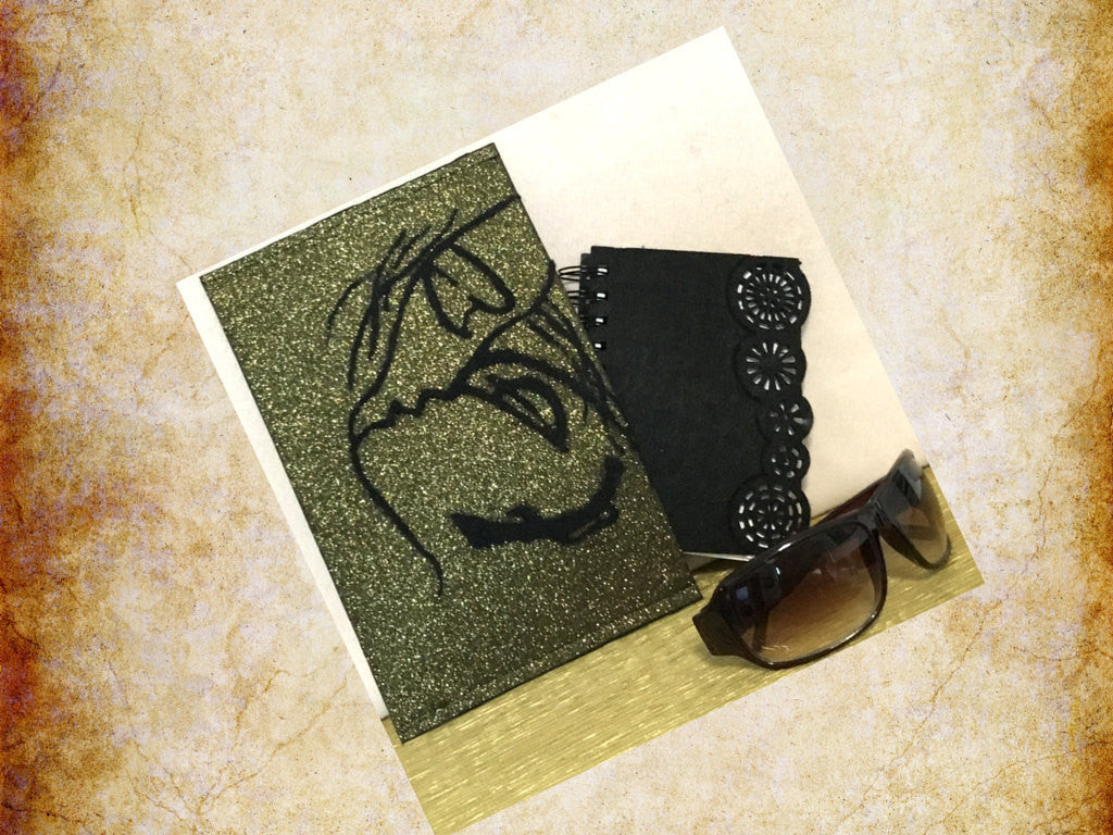 Glitter Wool Pouch, Brilliant Gold Sleeve, Kiss Design.