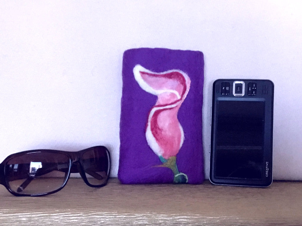 Felt I Phone Case, Padded for Protection.