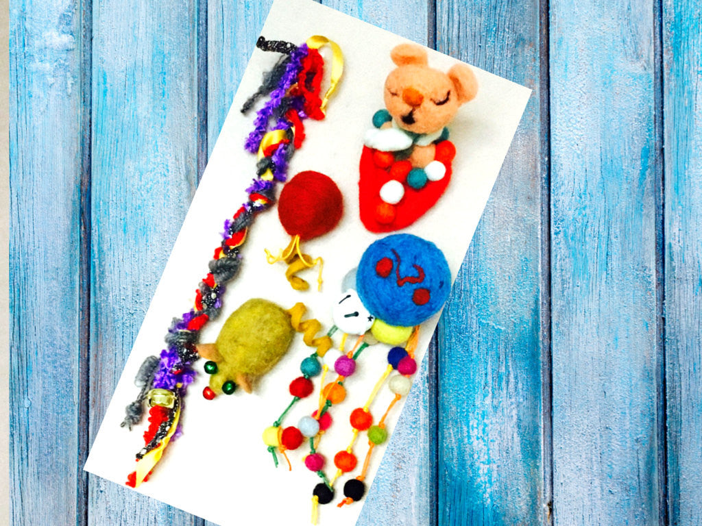 Wool Kitten Toy Bag, 5 Felted Cat Toys.