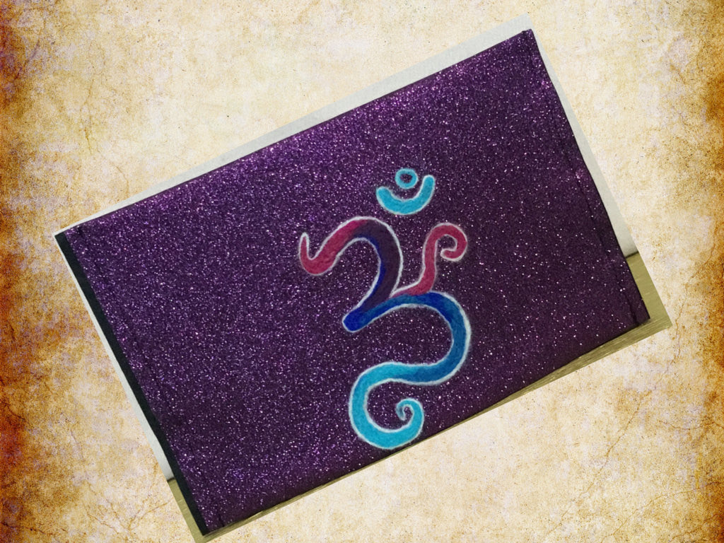 Glitter Wool Pouch, Brilliant Purple Sleeve with inner clip.