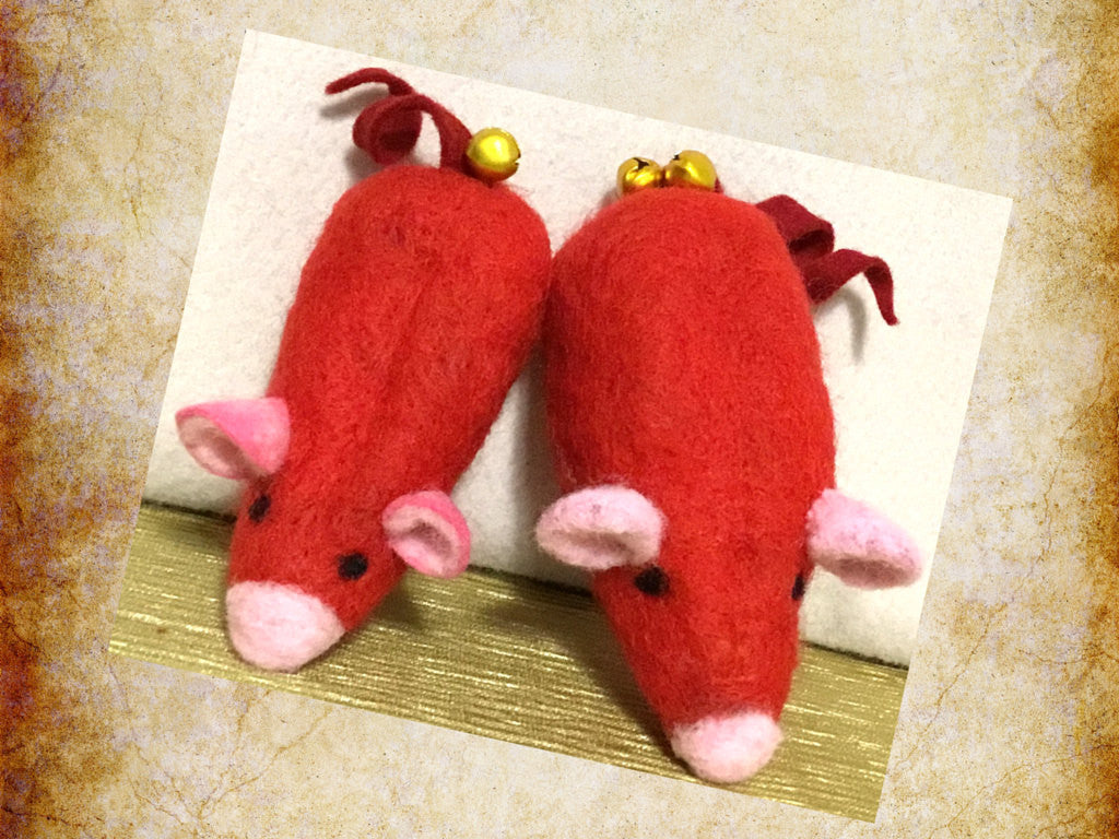 Red Wool Cat Toys, Mother and son Pair.
