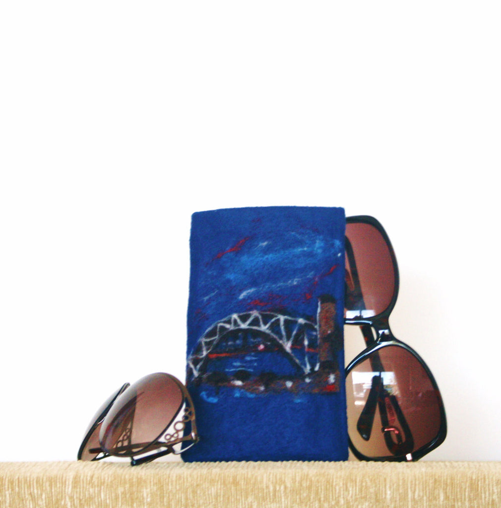 Harbour Bridge, Felt Glasses Sleeve, Blue Sydney Sunglasses Case.