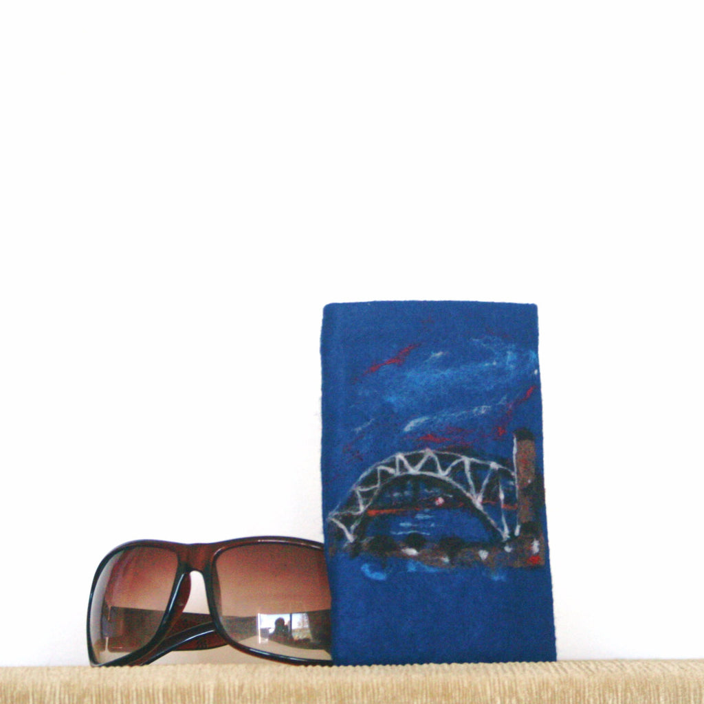 Harbour Bridge, Felt Glasses Sleeve, Blue Sydney Sunglasses Case.