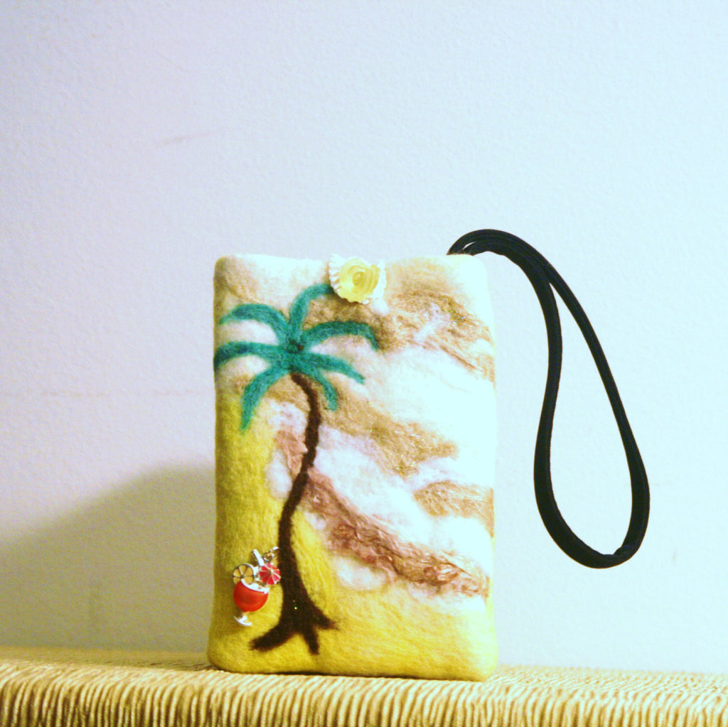 Beach Felt Wristlet Pouch,Electronic Sleeve.