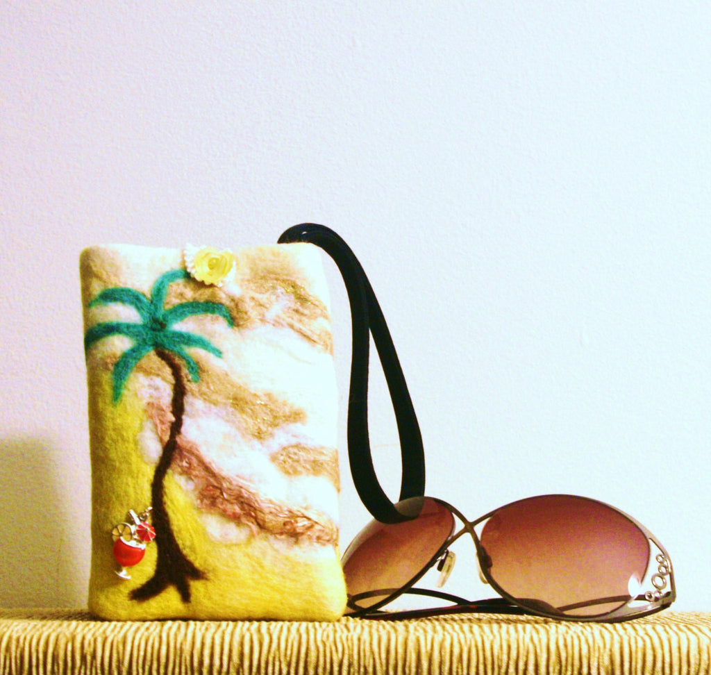 Beach Felt Wristlet Pouch,Electronic Sleeve.