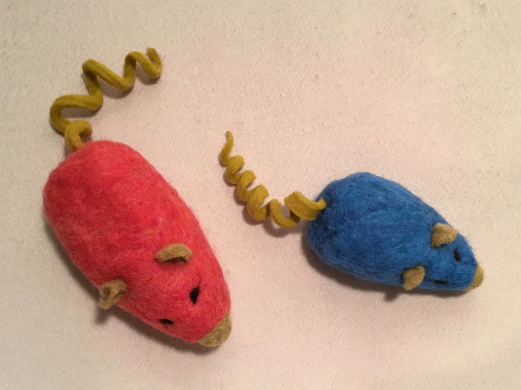 Wool Cat Toys, Mother and Son Pair of Mice.
