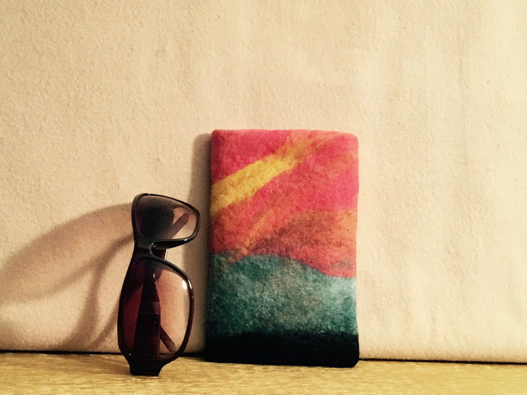 Felted I Phone Case, Cat Design, Padded for Protection.