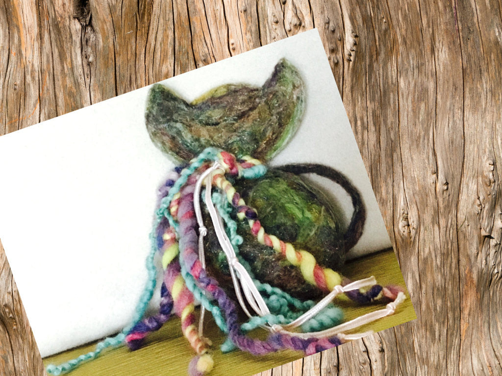 Wool Cat Toy , 12 Strands on Collar!